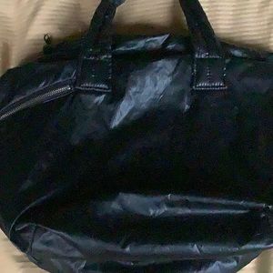 Gap shoulder bag